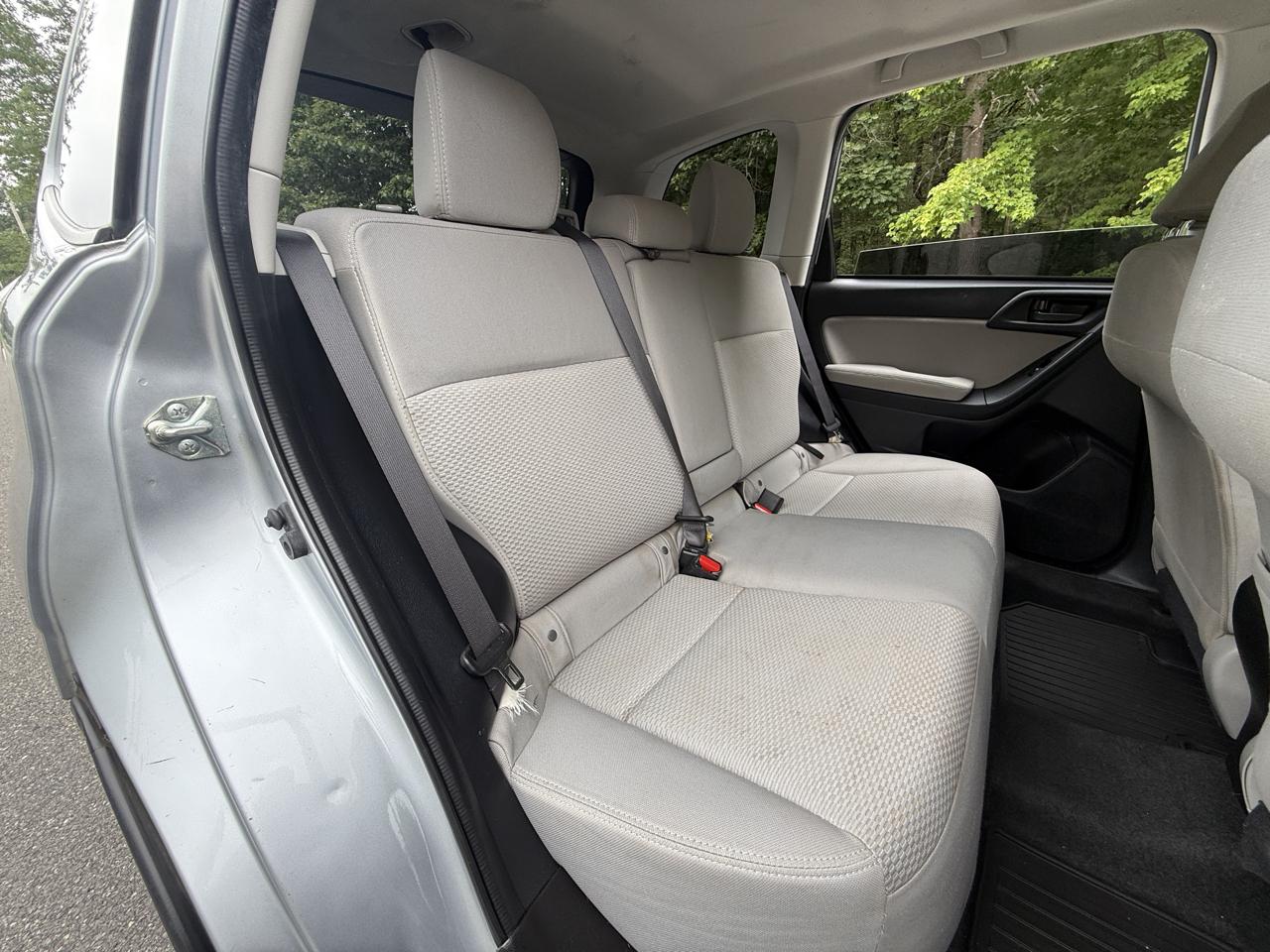 Subaru Forester 4dr Auto 2.5i Premium PZEV 2014