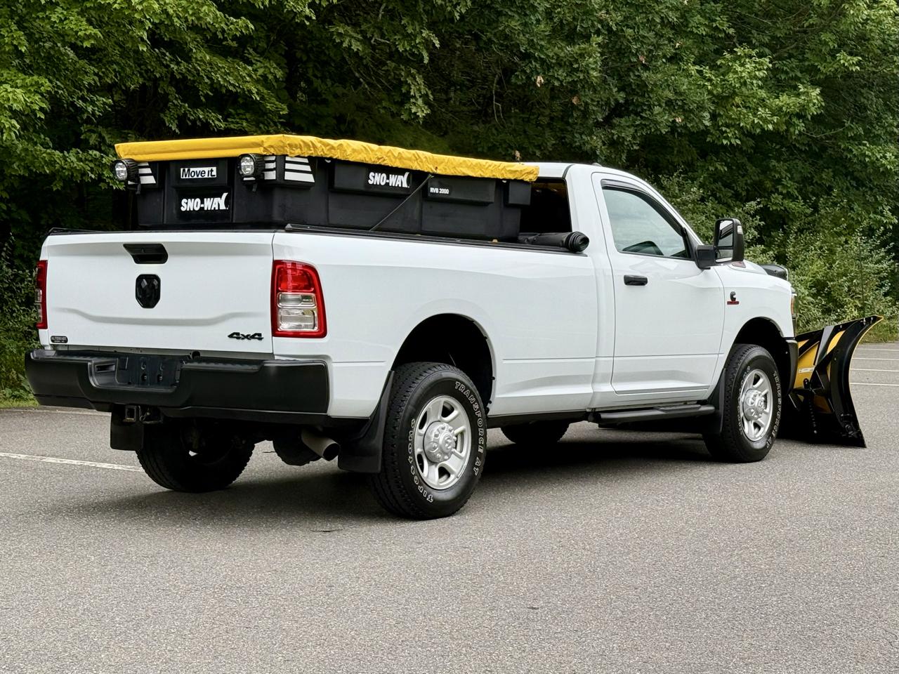 RAM 3500 Tradesman 4x4 Reg Cab 8' Box 2024