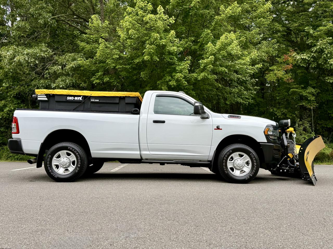 RAM 3500 Tradesman 4x4 Reg Cab 8' Box 2024