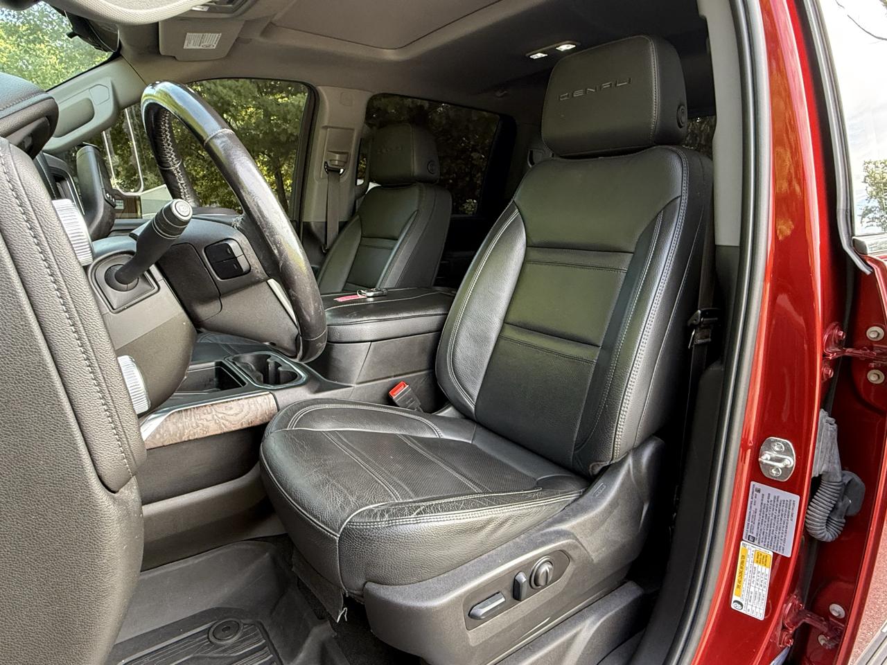 GMC Sierra 2500HD 4WD Crew Cab 159" Denali 2023