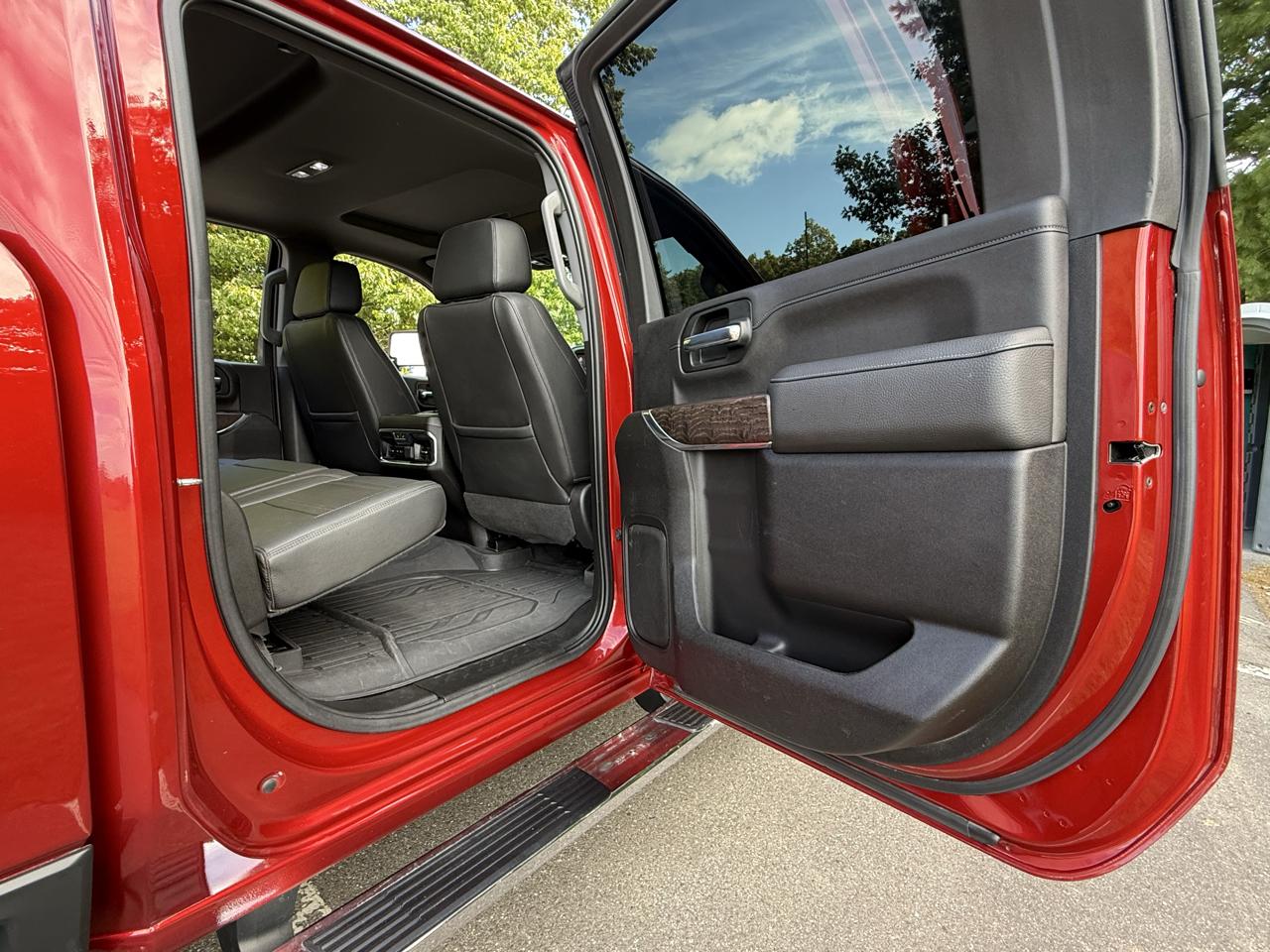 GMC Sierra 2500HD 4WD Crew Cab 159" Denali 2023