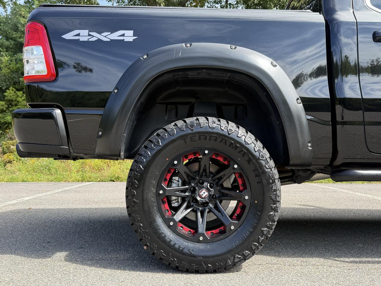 RAM 1500 Big Horn/Lone Star 4x4 Crew Cab 5'7" Box 2019