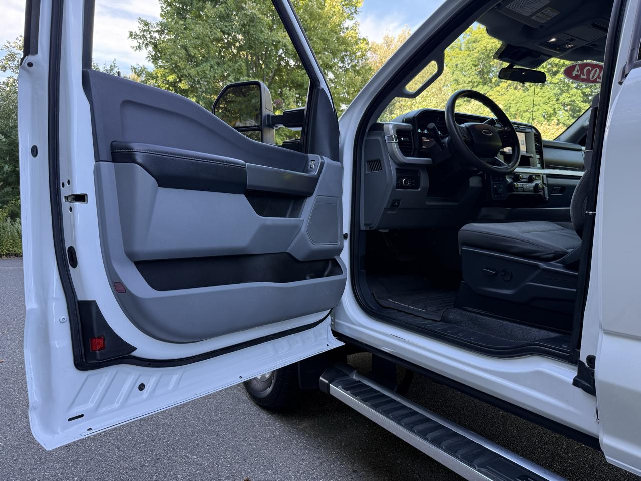Ford Super Duty F-250 SRW  2024
