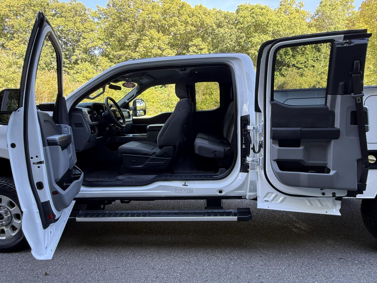 Ford Super Duty F-250 SRW  2024