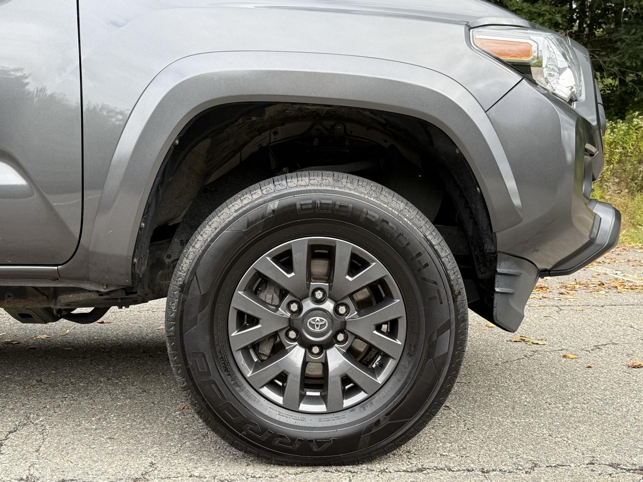 Toyota Tacoma 4WD TRD Off Road Double Cab 5' Bed V6 MT (Natl) 2023