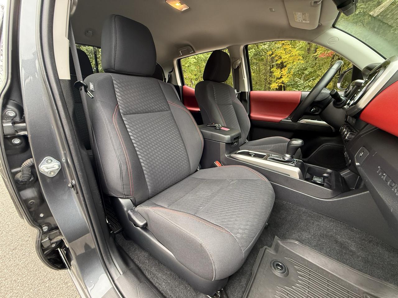 Toyota Tacoma 4WD TRD Off Road Double Cab 5' Bed V6 MT (Natl) 2023