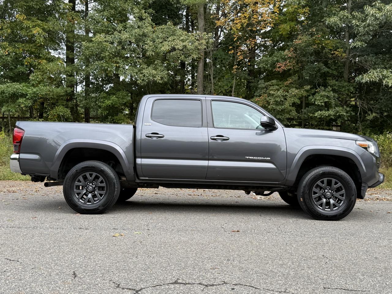 Toyota Tacoma 4WD TRD Off Road Double Cab 5' Bed V6 MT (Natl) 2023