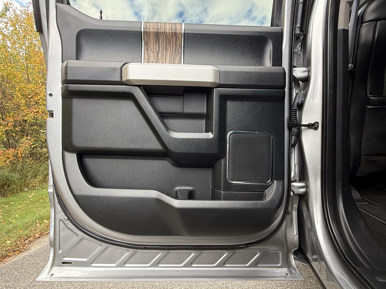 Ford F-150 Lariat 4WD SuperCrew 5.5' Box 2020