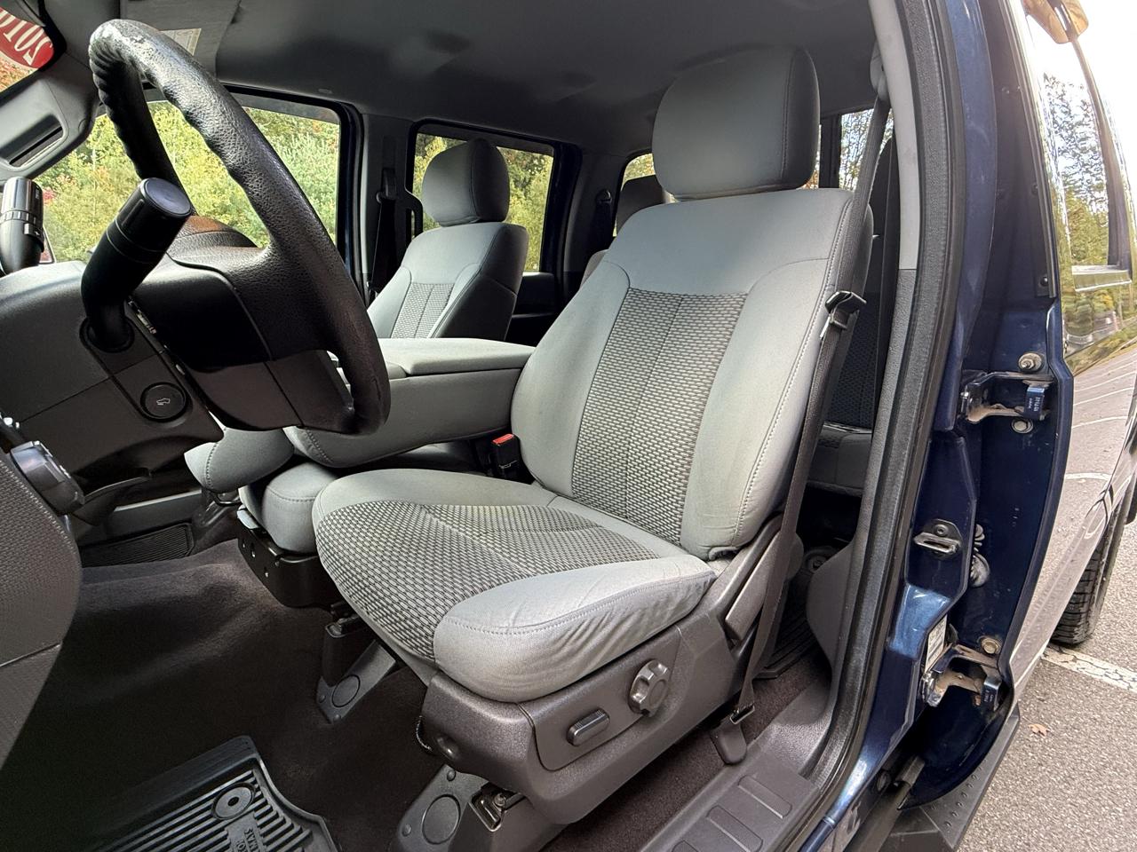 Ford Super Duty F-250 SRW 4WD Crew Cab 156" XLT 2016