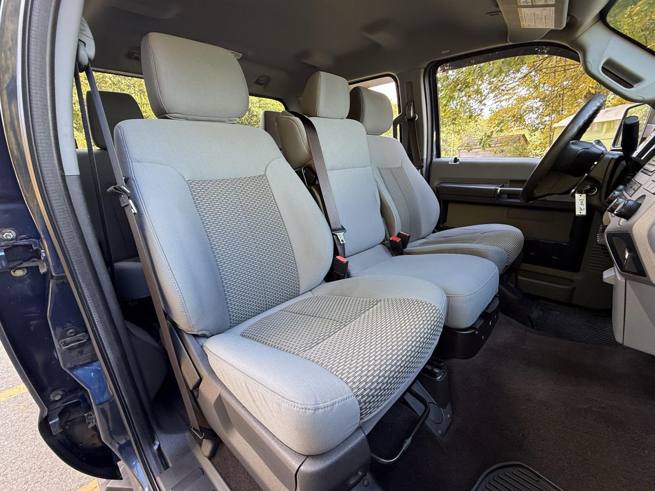 Ford Super Duty F-250 SRW 4WD Crew Cab 156" XLT 2016