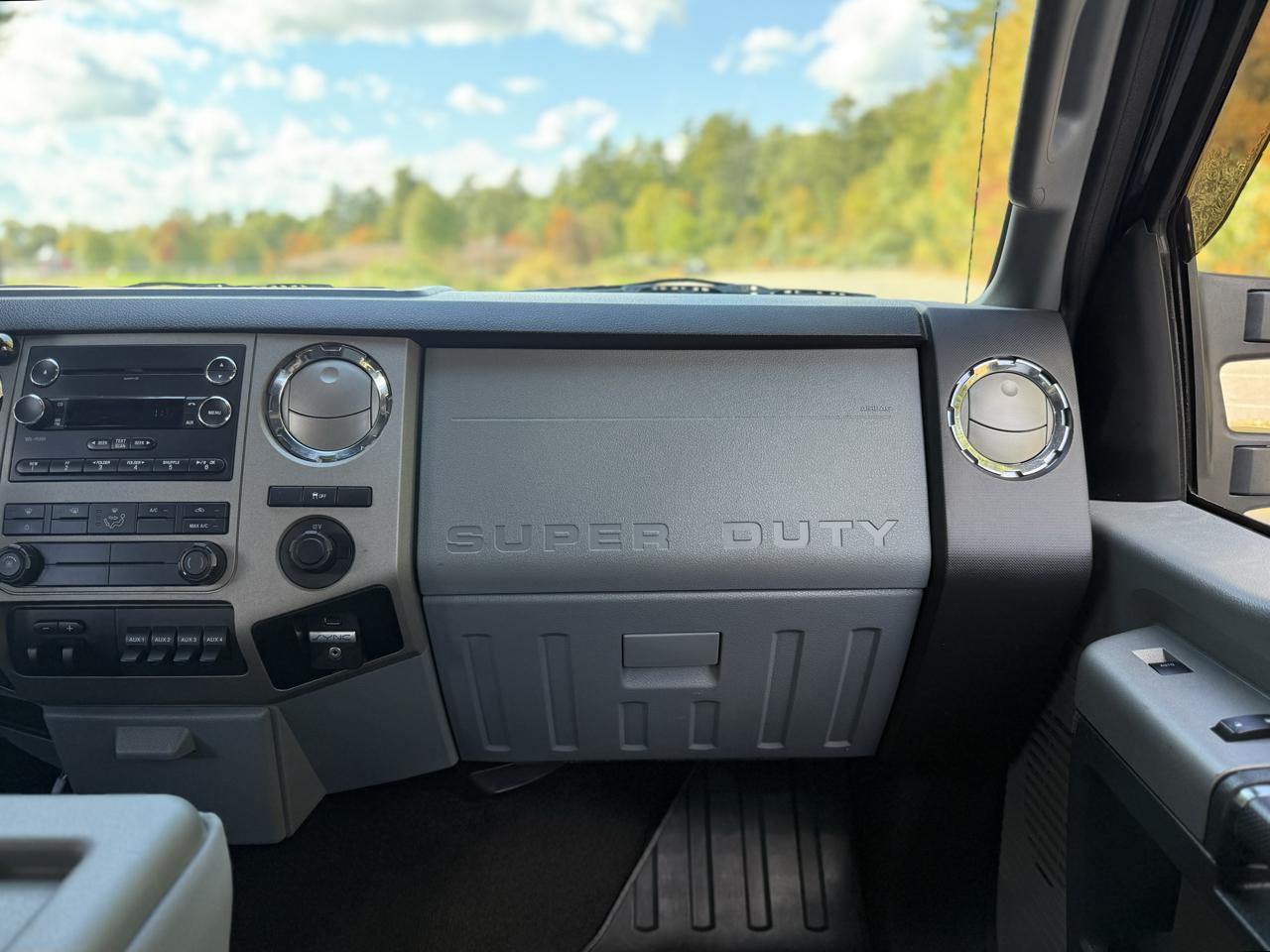 Ford Super Duty F-250 SRW 4WD Crew Cab 156" XLT 2016