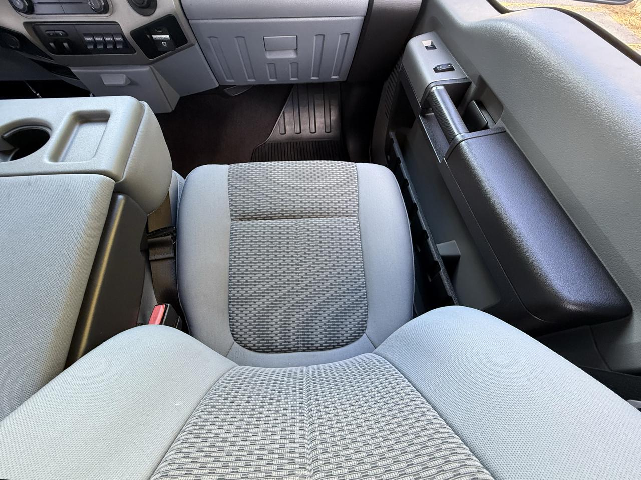 Ford Super Duty F-250 SRW 4WD Crew Cab 156" XLT 2016