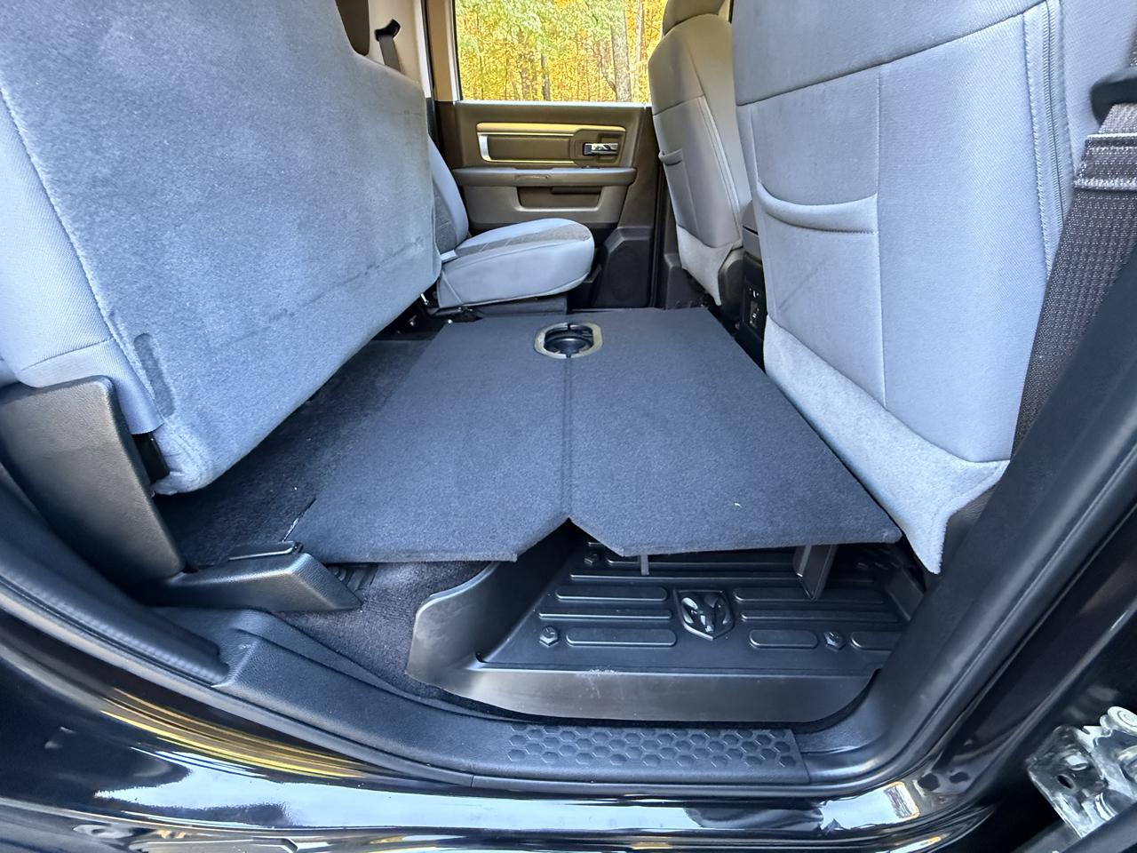 RAM 1500 4WD Crew Cab 140.5" Big Horn 2016
