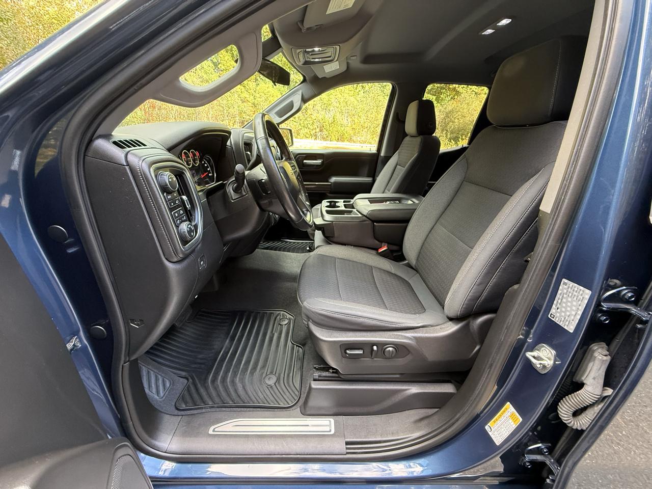 Chevrolet Silverado 1500 4WD Double Cab 147" RST 2019