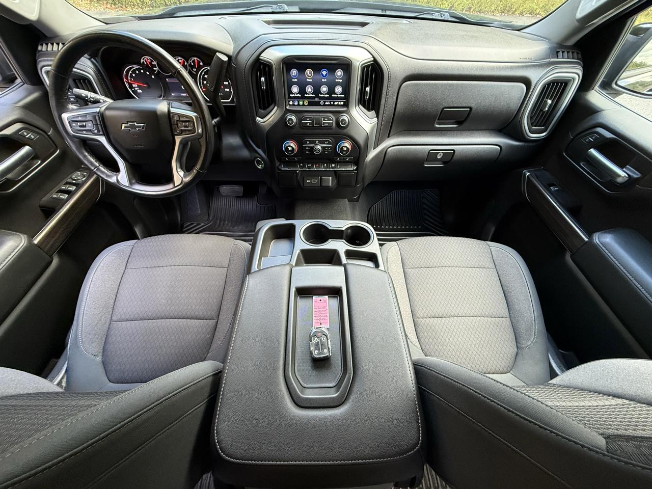 Chevrolet Silverado 1500 4WD Double Cab 147" RST 2019