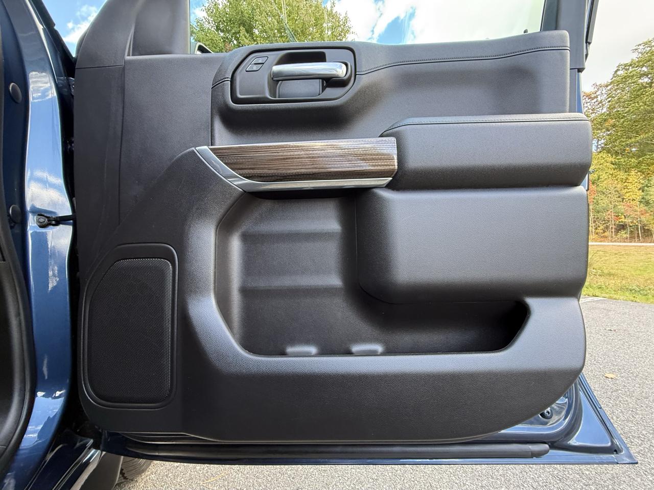 Chevrolet Silverado 1500 4WD Double Cab 147" RST 2019