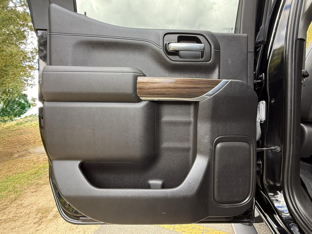 Chevrolet Silverado 1500 4WD Crew Cab 147" LT Trail Boss 2021