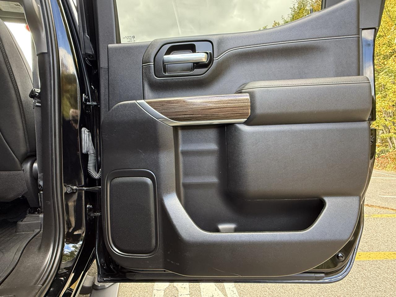 Chevrolet Silverado 1500 4WD Crew Cab 147" LT Trail Boss 2021