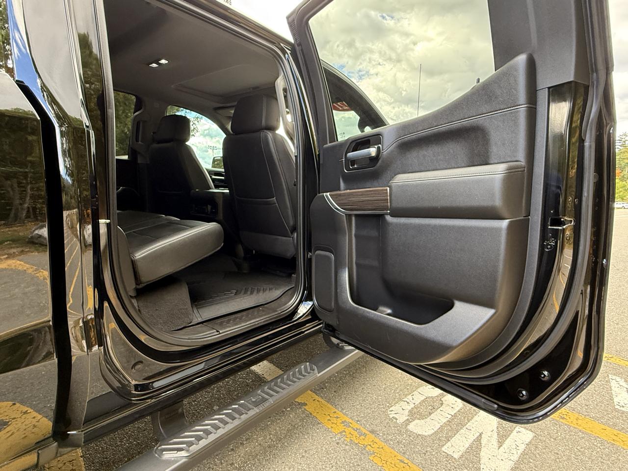Chevrolet Silverado 1500 4WD Crew Cab 147" LT Trail Boss 2021