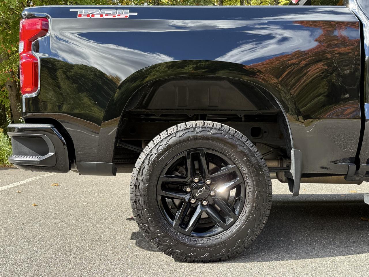 Chevrolet Silverado 1500 4WD Crew Cab 147" LT Trail Boss 2021