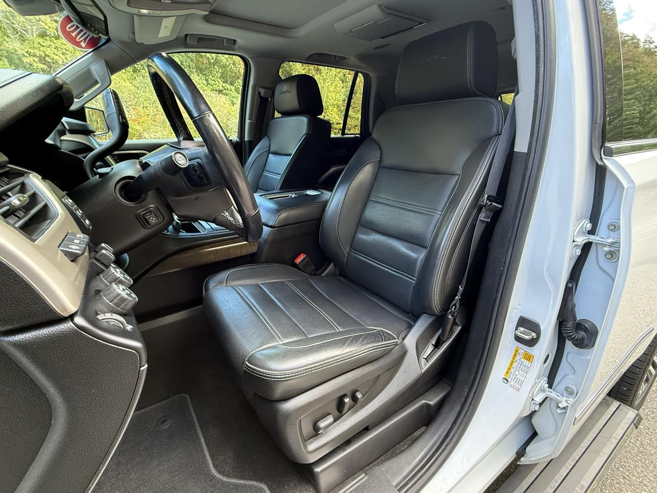 GMC Yukon 4WD 4dr Denali 2018