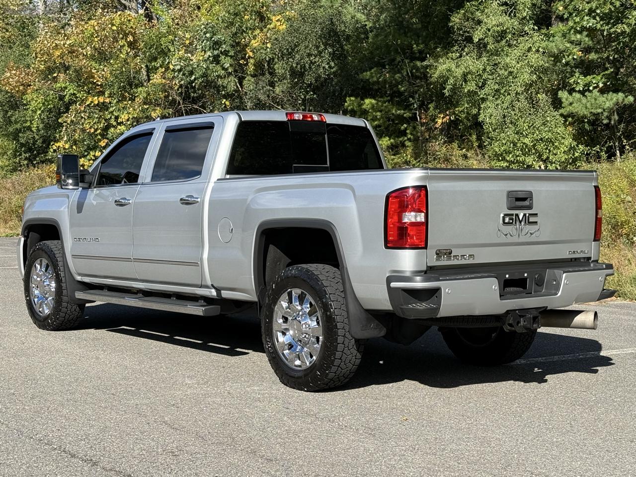GMC Sierra 2500HD 4WD Crew Cab 153.7" Denali 2018