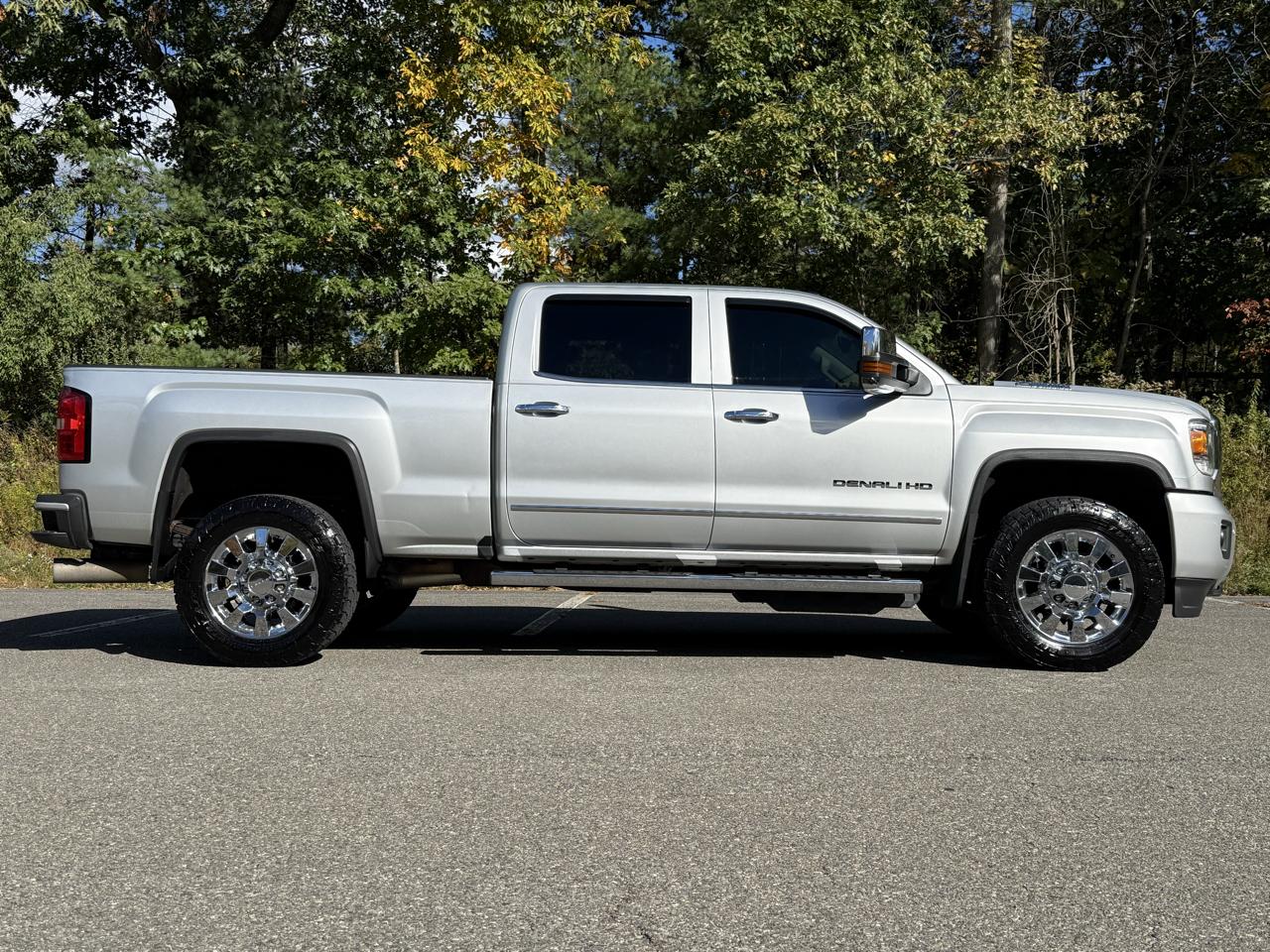GMC Sierra 2500HD 4WD Crew Cab 153.7" Denali 2018