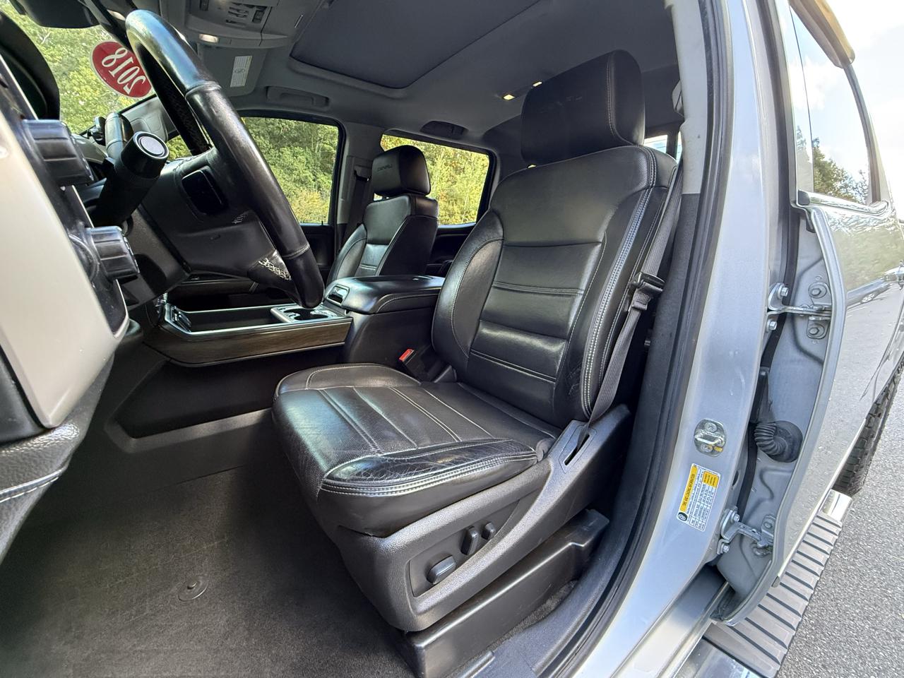 GMC Sierra 2500HD 4WD Crew Cab 153.7" Denali 2018