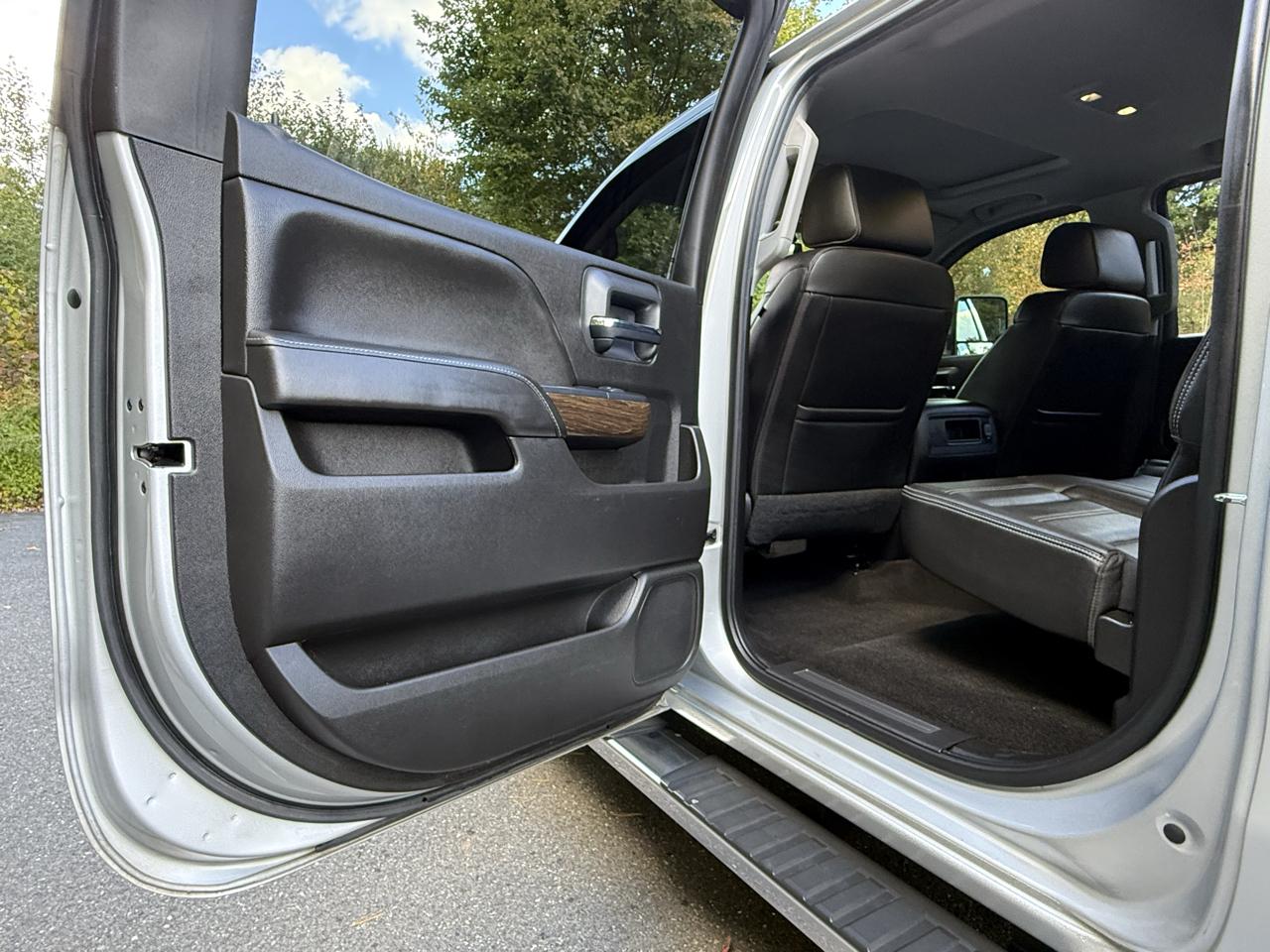 GMC Sierra 2500HD 4WD Crew Cab 153.7" Denali 2018