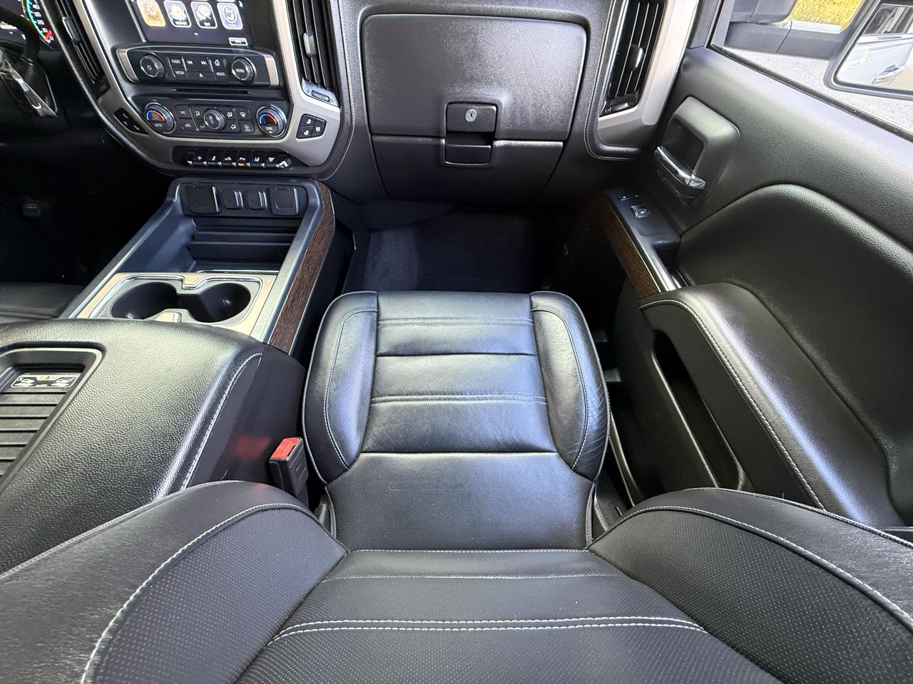 GMC Sierra 2500HD 4WD Crew Cab 153.7" Denali 2018
