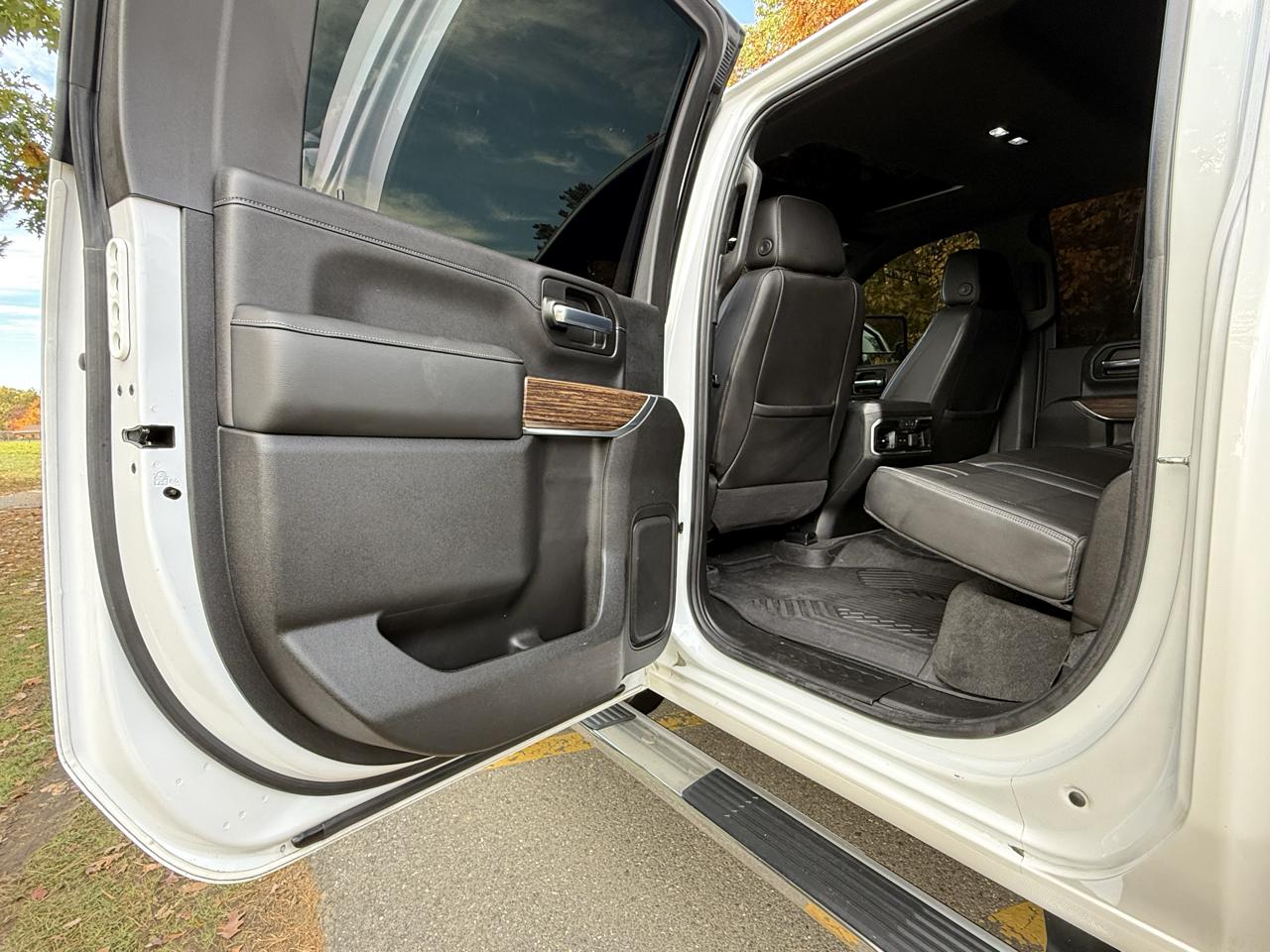 Chevrolet Silverado 2500HD 4WD Crew Cab 159" High Country 2020