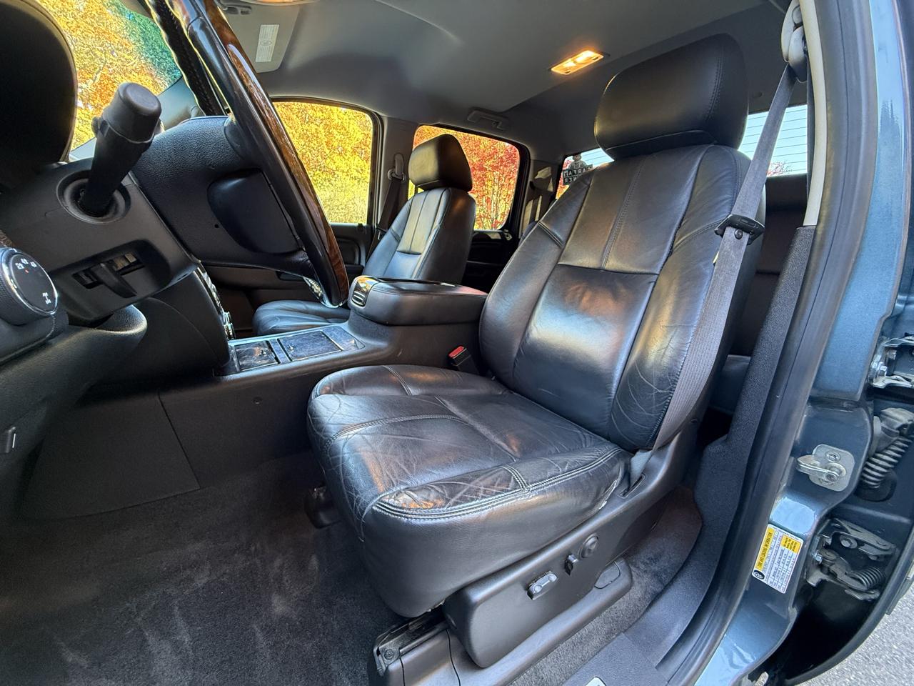 GMC Sierra 2500HD 4WD Crew Cab 153.7" Denali 2011