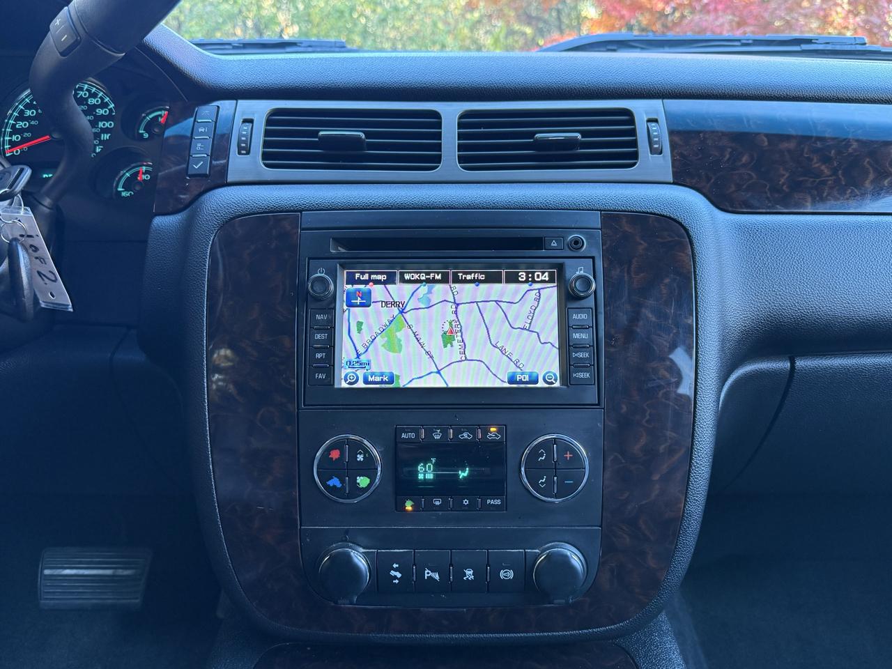 GMC Sierra 2500HD 4WD Crew Cab 153.7" Denali 2011