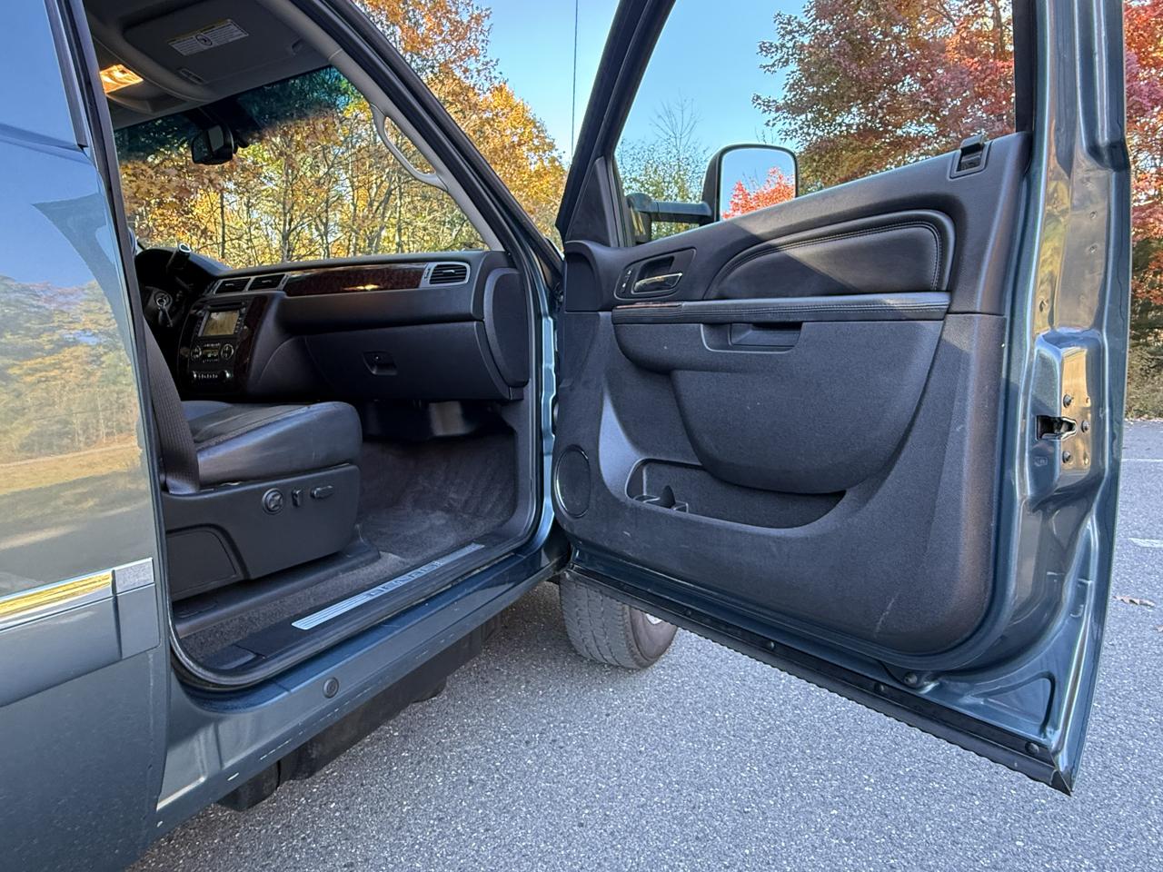 GMC Sierra 2500HD 4WD Crew Cab 153.7" Denali 2011