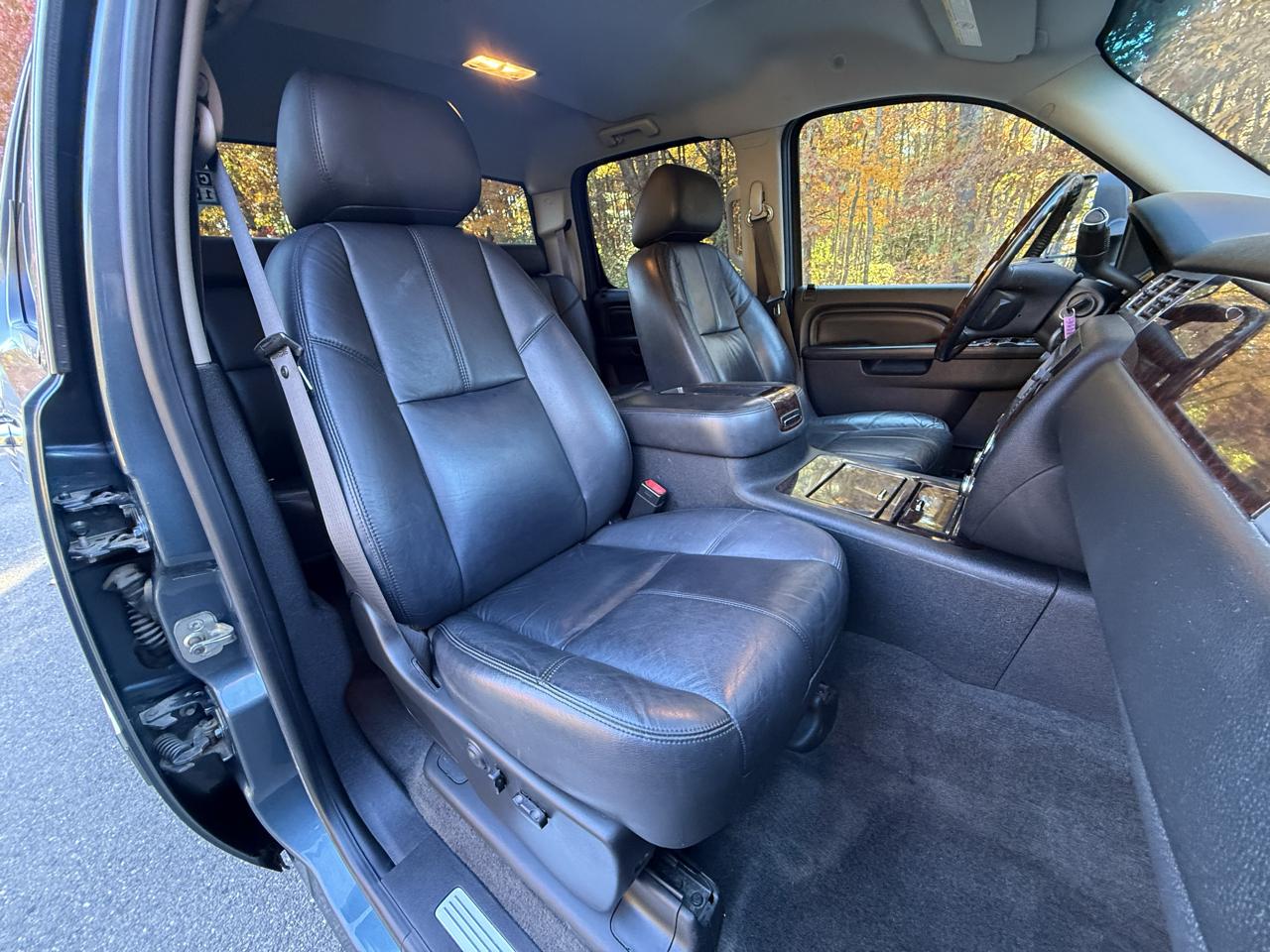 GMC Sierra 2500HD 4WD Crew Cab 153.7" Denali 2011