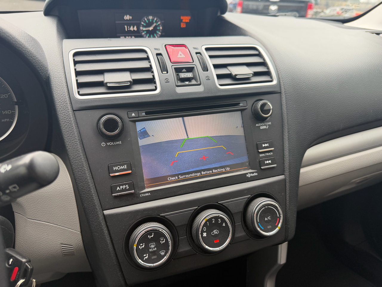 Subaru Forester  2017