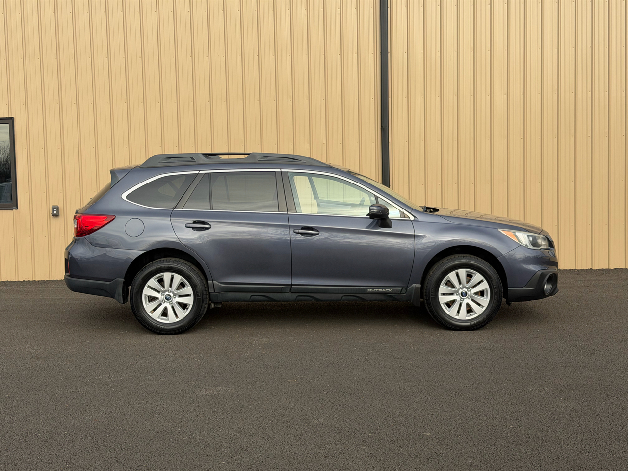 Subaru Outback  2015