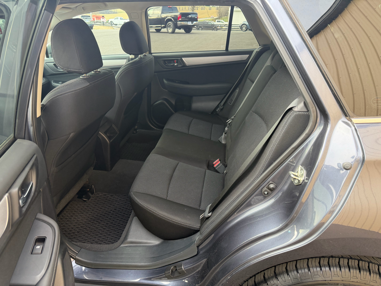 Subaru Outback  2015