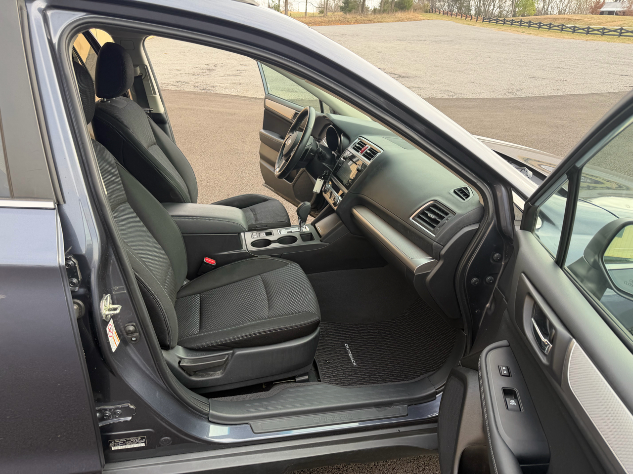 Subaru Outback  2015