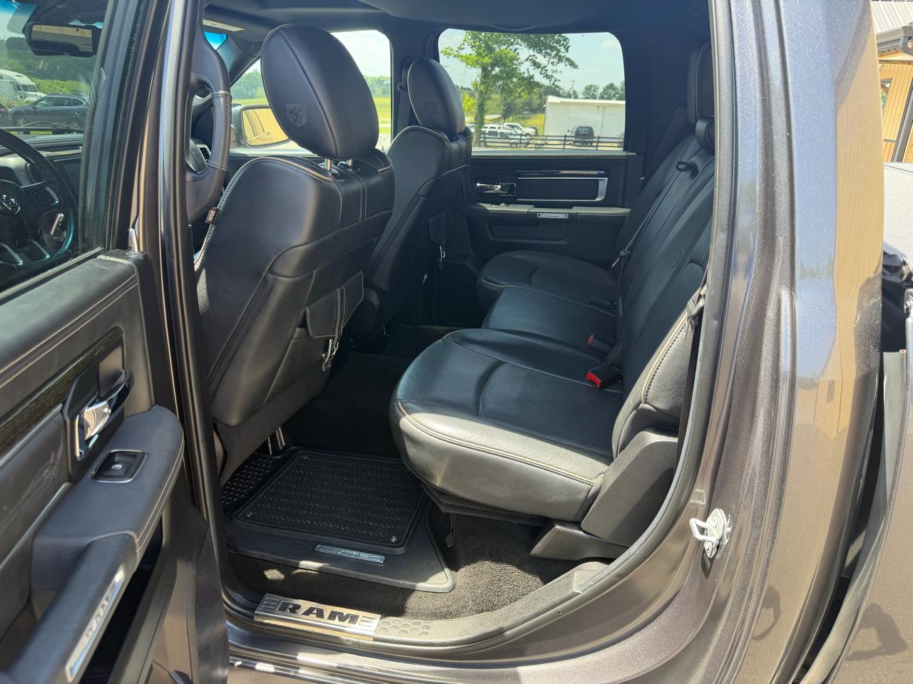 RAM 1500 Longhorn Crew Cab LWB 4WD 2016