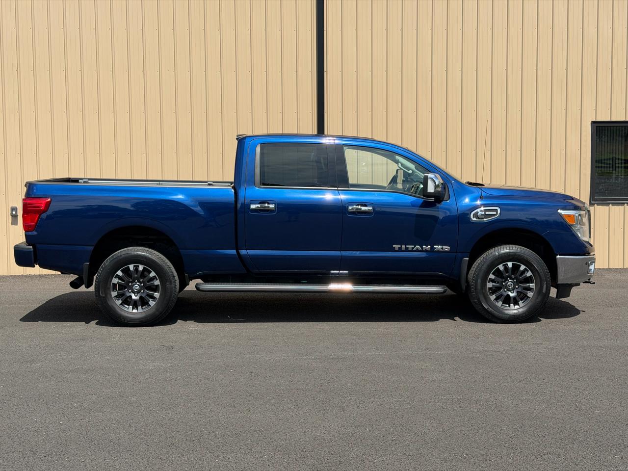 Nissan Titan XD SL 4WD Diesel 2016