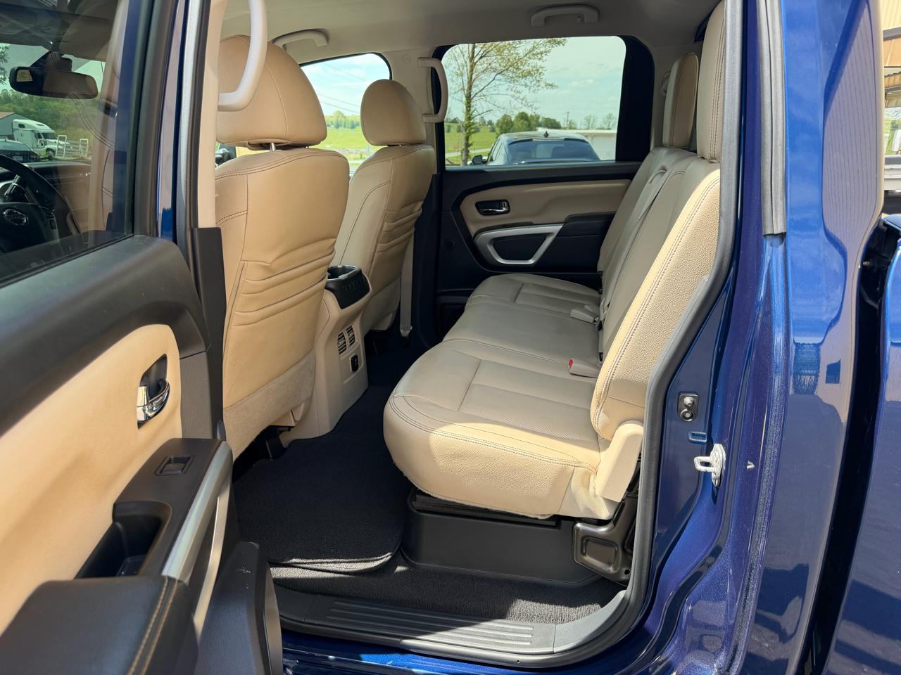 Nissan Titan XD SL 4WD Diesel 2016