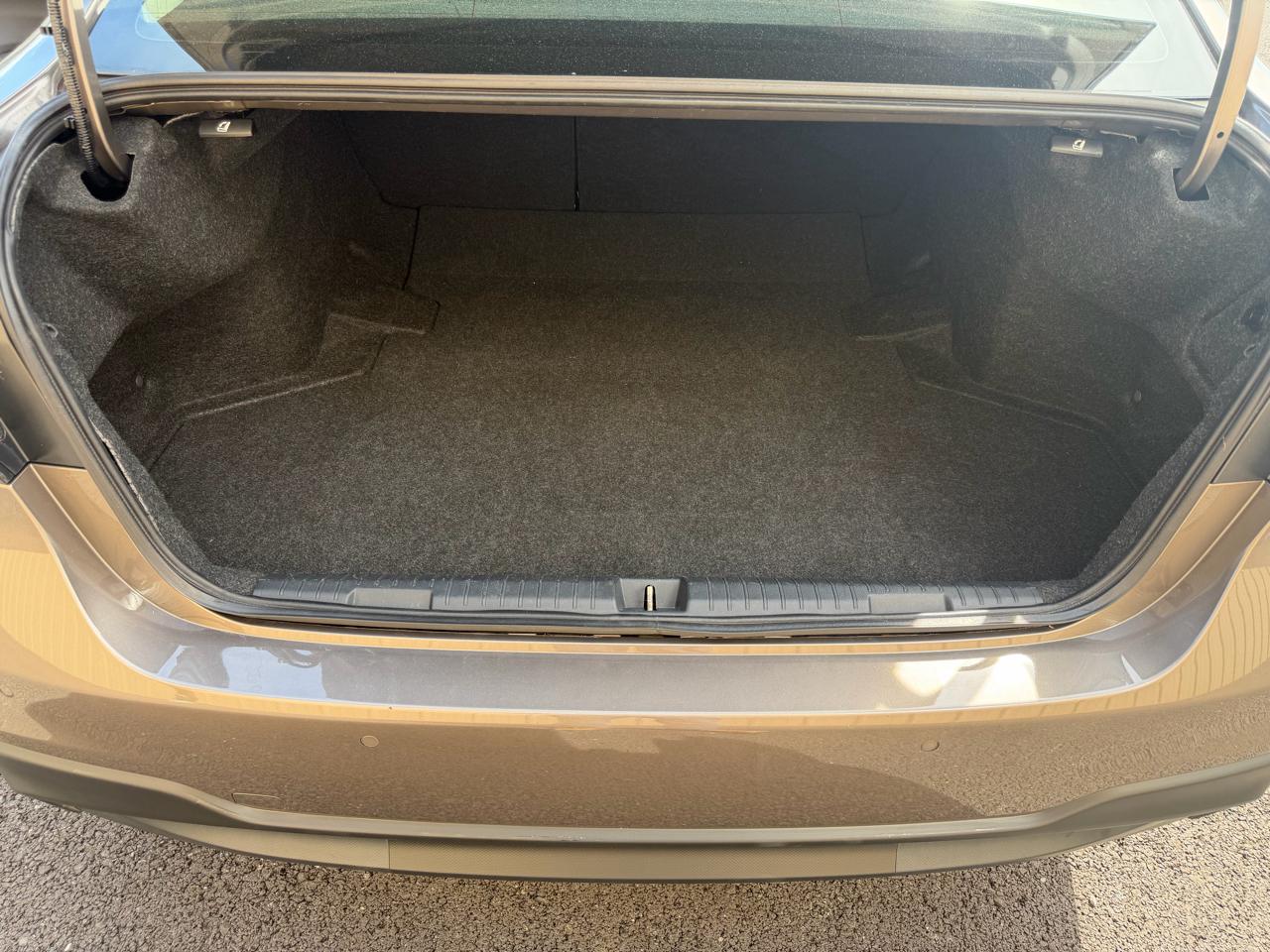 Subaru Legacy  2021