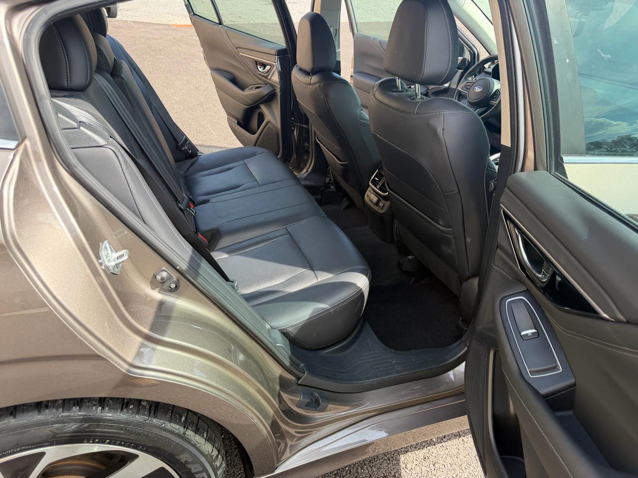 Subaru Legacy  2021