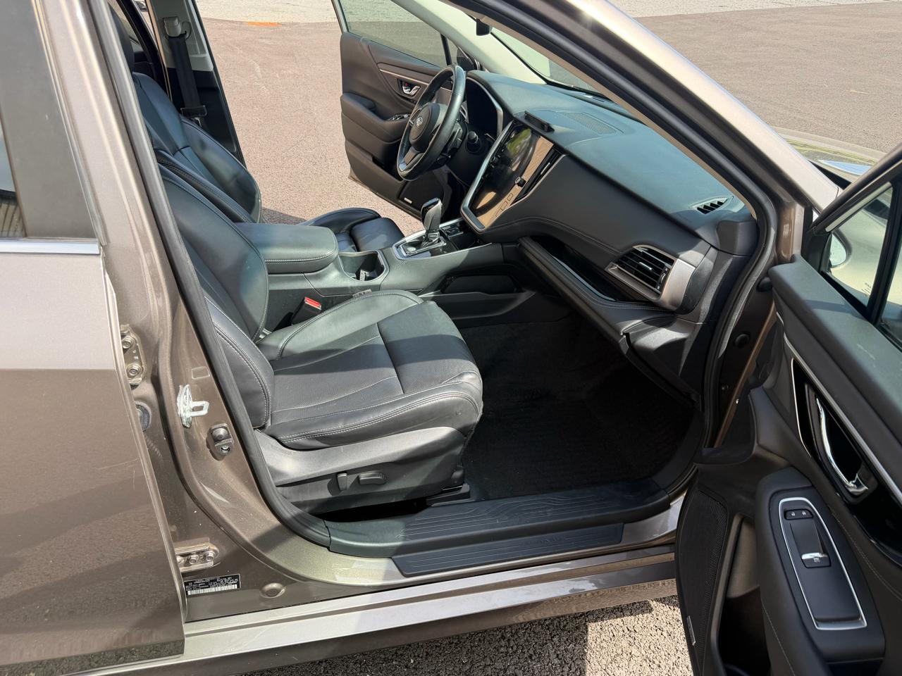Subaru Legacy  2021