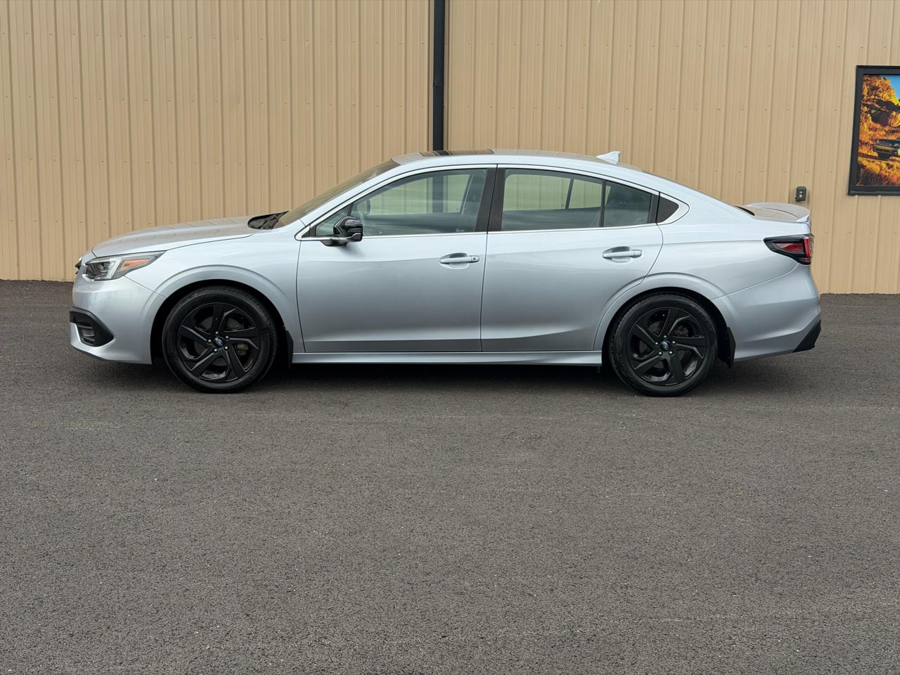 Subaru Legacy  2020