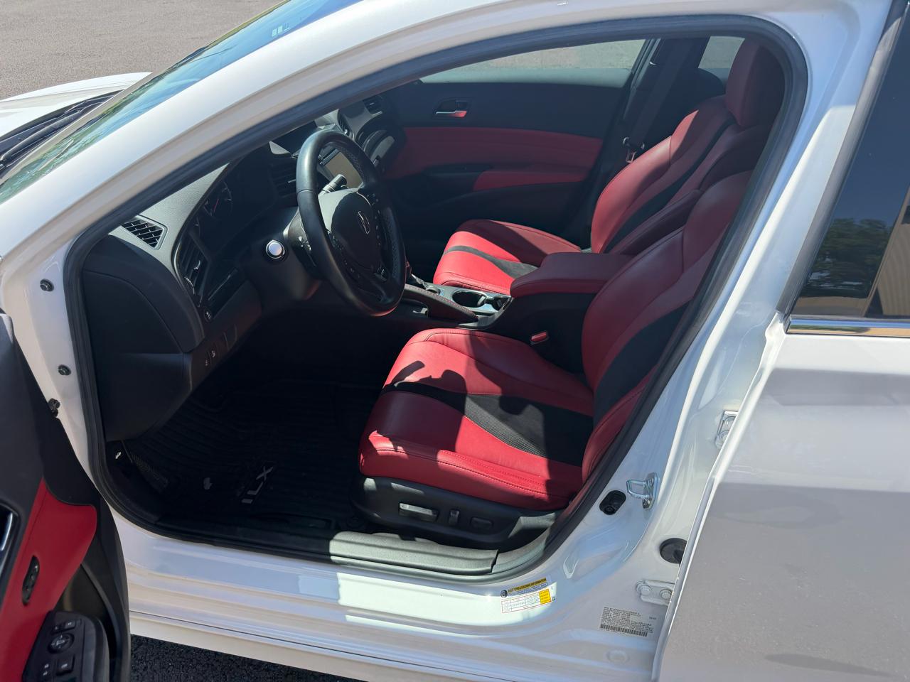 Acura ILX 8-Spd AT w/ Premium & A-SPEC Packages 2022