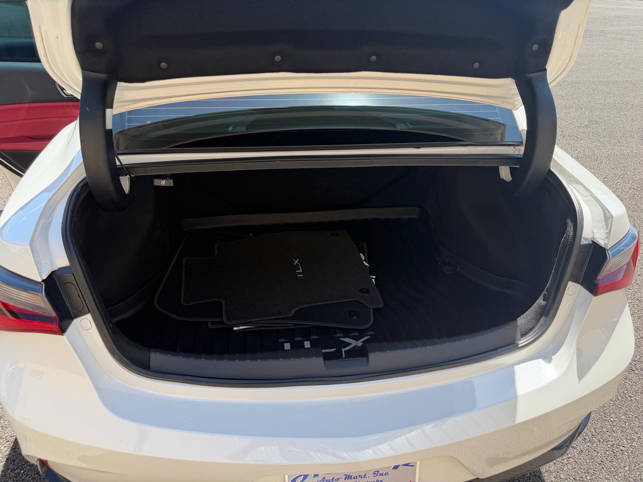 Acura ILX 8-Spd AT w/ Premium & A-SPEC Packages 2022