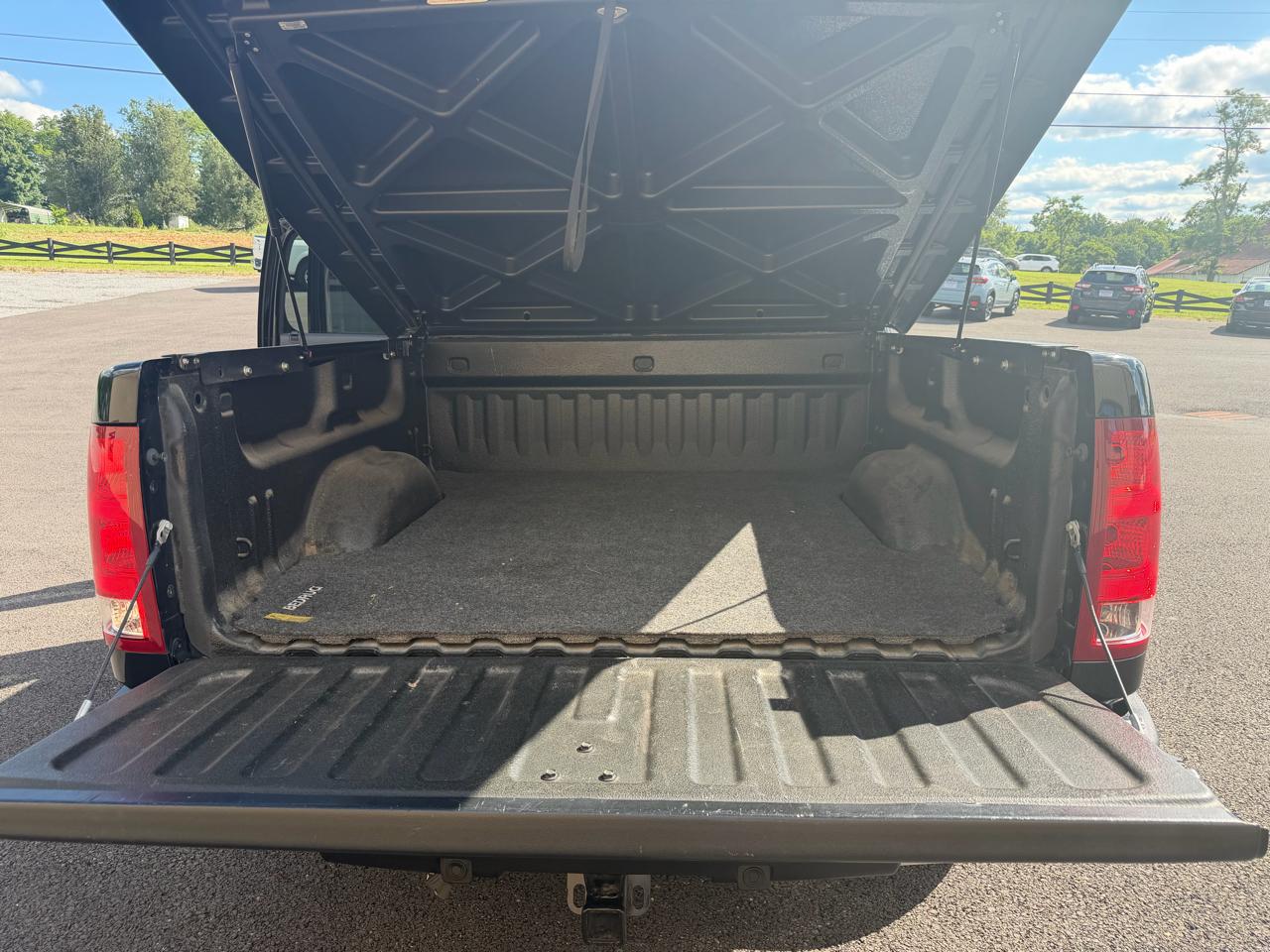 GMC Sierra 1500 SLE Crew Cab 2WD 2012