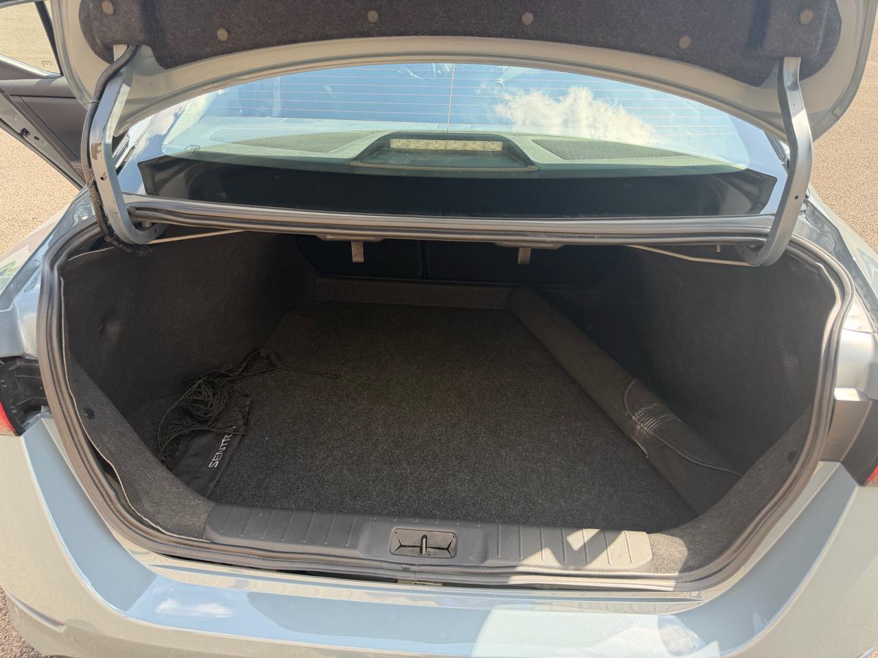 Nissan Sentra  2025